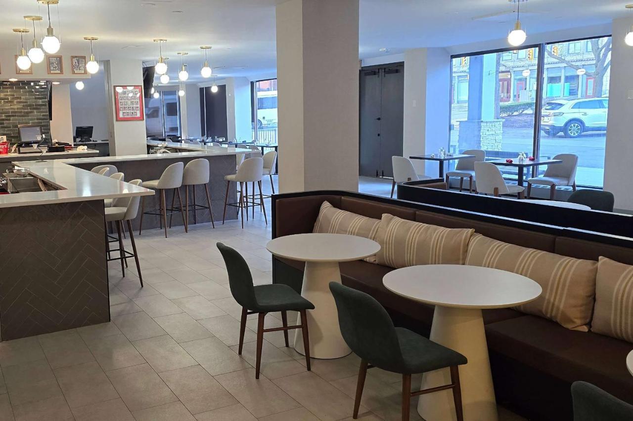 Wyndham Rochester Downtown מראה חיצוני תמונה